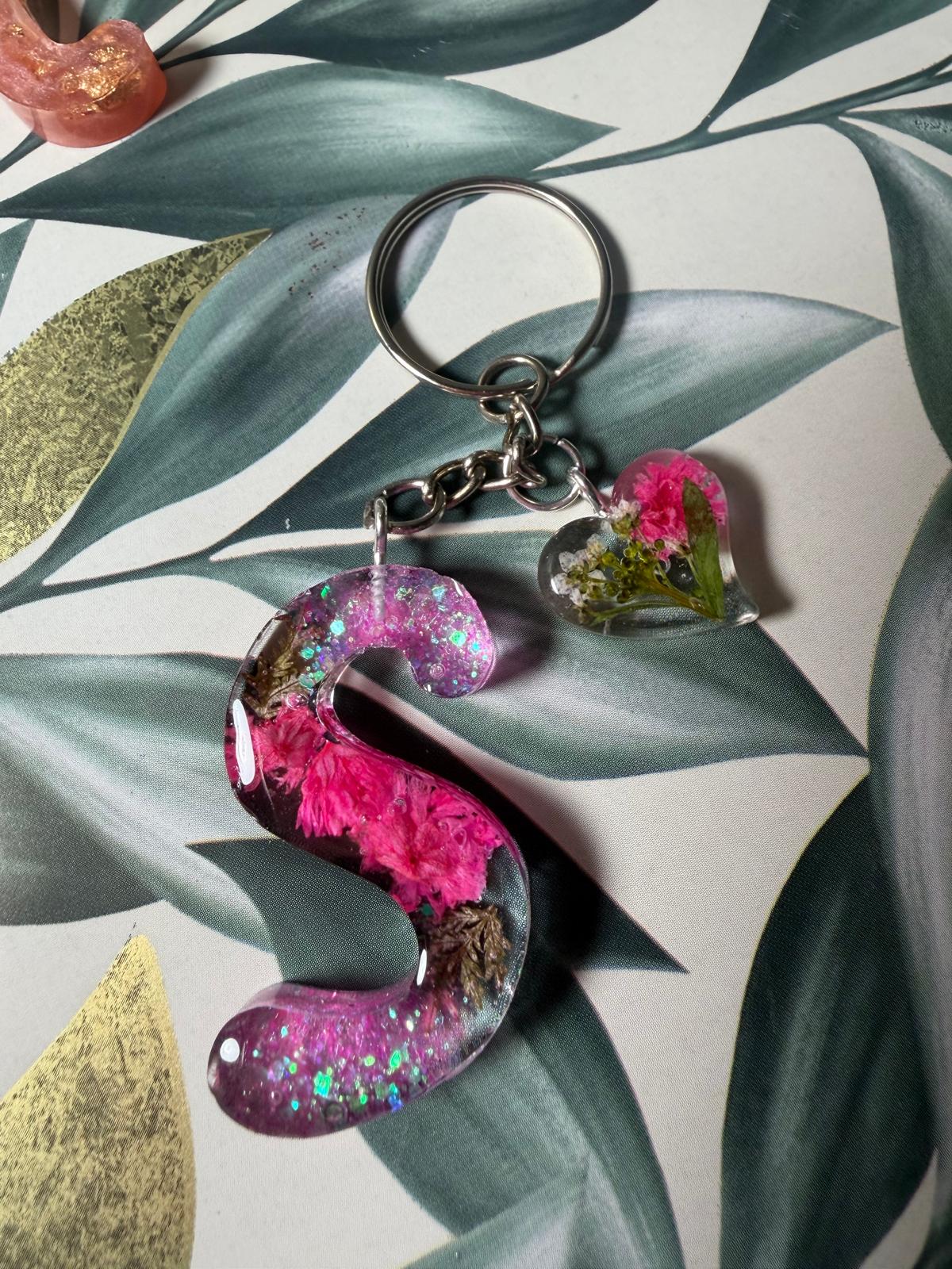 Personalized Resin Initial Keychain with Heart Charm, Handmade Alphabet Bag Charm Gift for Her